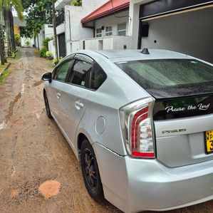 Toyota Prius 2012 - Image 3