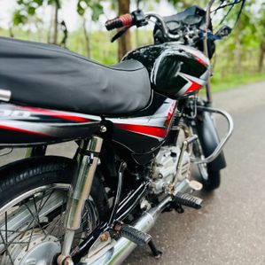 Bajaj CT100 2015 - Image 3
