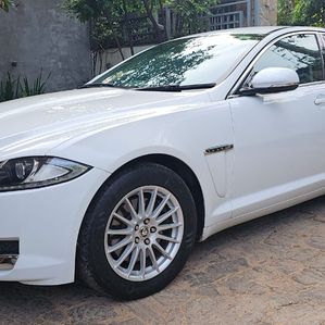 Jaguar XF 2013 - Image 2
