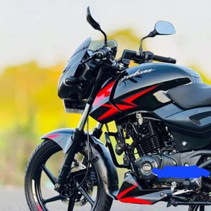 Bajaj Pulsar 150 2020 - Image 2