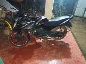 Bajaj Discover 2015
