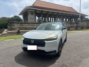 Honda Vezel Z Play Moonroof 2024