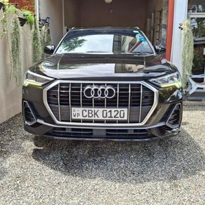 Audi Q3 S Line 2019 - Image 2