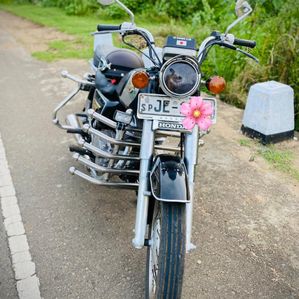 Honda CB 125 2004 - Image 2