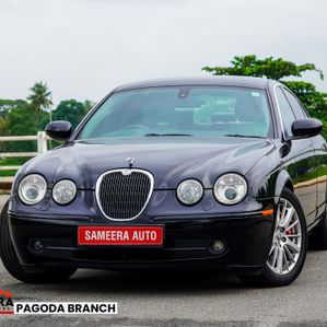 Jaguar S-Type 2000 - Image 2