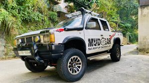 Nissan Double cab D21 1986