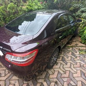 Toyota Premio 2012 - Image 2