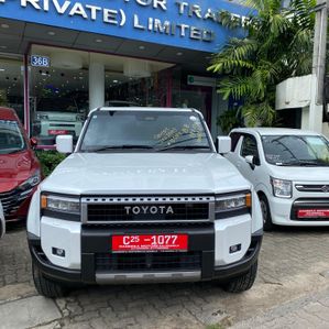 Toyota Land Cruiser Prado 250 VX 2024 - Image 2