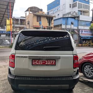 Toyota Land Cruiser Prado 250 VX 2024 - Image 3