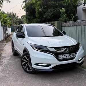 Honda Vezel RS 2017 - Image 2