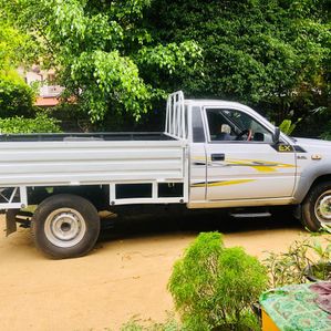 Tata Xenon 207 2011 - Image 2