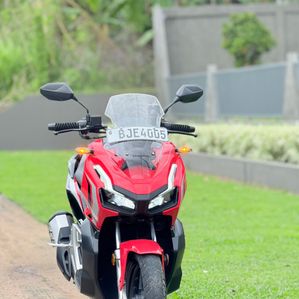 Honda ADV 150 2022 - Image 2