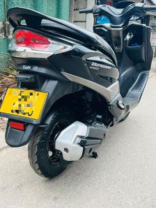 Suzuki Burgman 2019