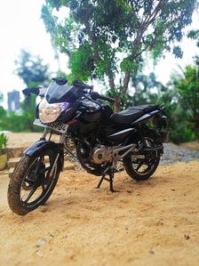 Bajaj Pulsar 135 (2016) 2016