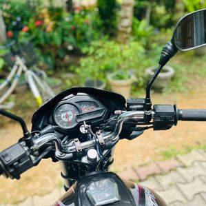 Bajaj Discover 125 2014 - Image 2