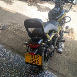 Bajaj Avenger Street 160 2020 - Image 3