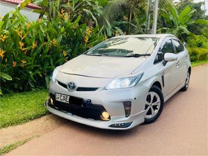 Toyota Prius S Grade 2013 for sale