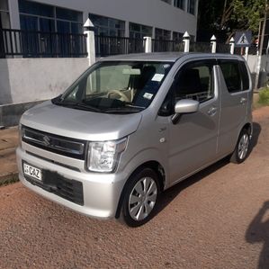 Rent A Car - Suzuki Wagon R - Image 3