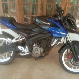 Bajaj Pulsar NS200 2014 - Image 2