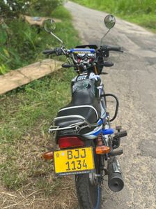 Bajaj CT100 2024