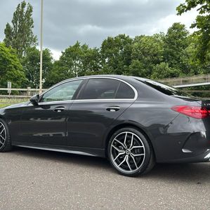 Mercedes Benz C200 AMG Line Premium 2025 - Image 2