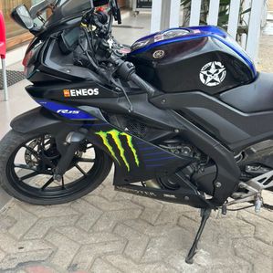 Yamaha R15 V3 Monster 2020 - Image 3