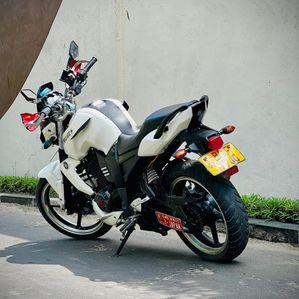 Yamaha FZ 2015 - Image 3