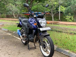 Yamaha FZ 2015