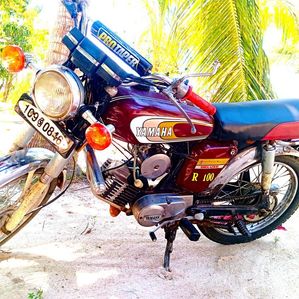 Yamaha RX 100 1989 - Image 2