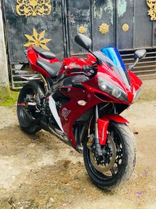 Yamaha R15 1000 2008