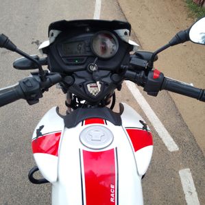TVS Apache 160 2021 - Image 2