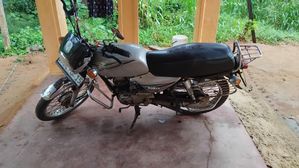 Bajaj Boxer 2004
