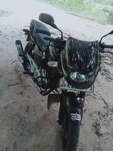 Bajaj Pulsar 180 2012