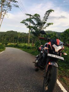 Bajaj Pulsar N160 2017
