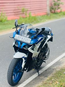 Bajaj Pulsar RS200 2018