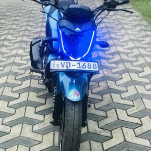 Yamaha FZ V1 2009 - Image 2