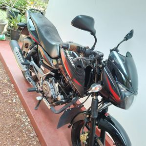 Bajaj Pulsar 150 2017 - Image 2