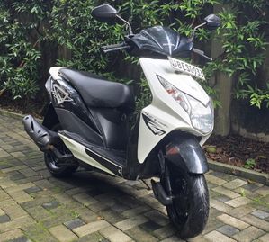 Honda Dio White 2017 for sale