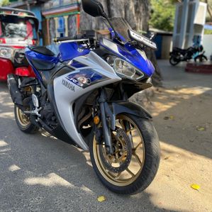 Yamaha YZF-R3 2018 - Image 3