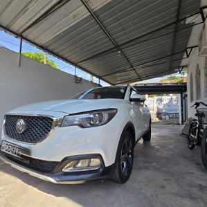 MG ZS 2018 - Image 2