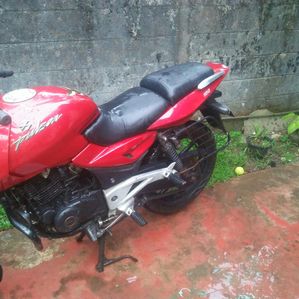 Bajaj Pulsar 180 2011 - Image 3