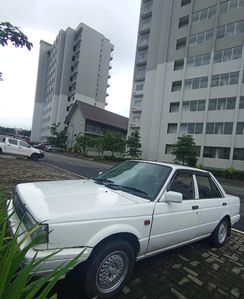 Nissan Sunny 1992