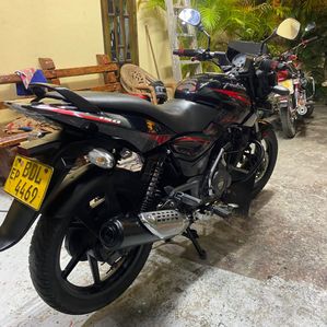 Bajaj Pulsar 150 2016 - Image 2