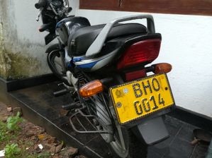 Bajaj CT100 2018