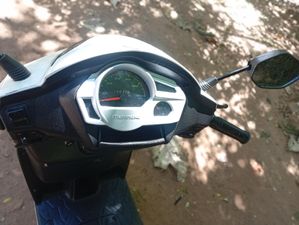 Mahindra Gusto 2017 for sale