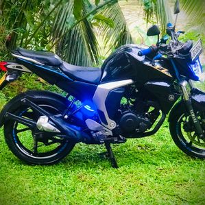 Yamaha FZs V2 2016 - Image 2