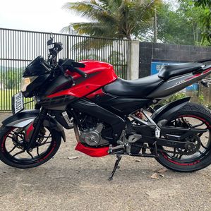 Bajaj Pulsar NS200 2017 - Image 2