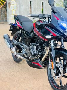 Bajaj Pulsar 220F 2012