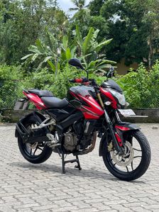 Bajaj Pulsar NS200 2016