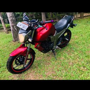 Yamaha FZ V1 2009 - Image 2